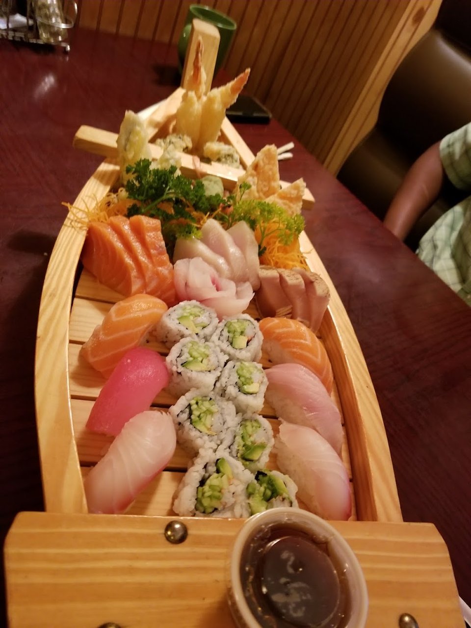 Sashimi Deluxe